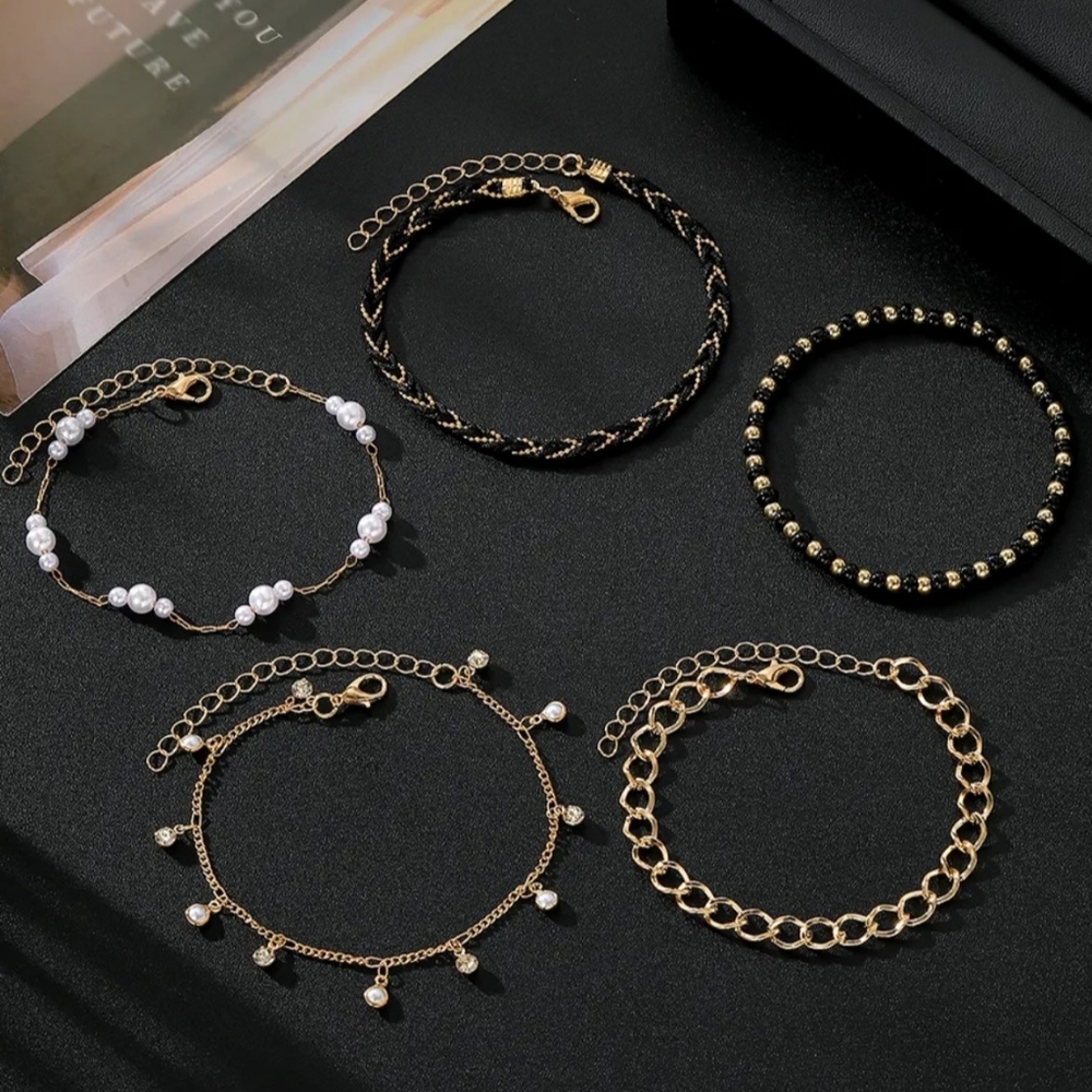 ✨ Boho Bracelet Set ✨ - Picture 3 of 6